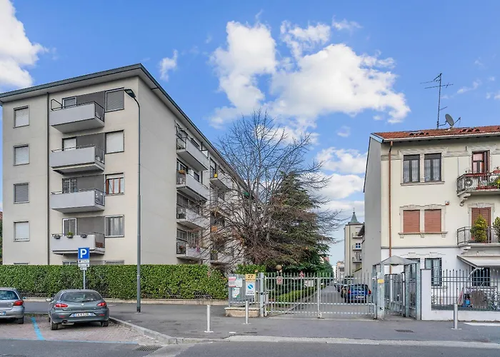 Rog27-Large Apartment With Transport Close To Home-